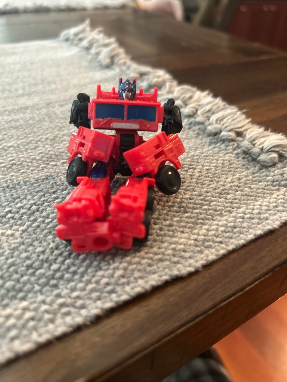 Transformer Core Class Bayverse Optimus Prime Action Figure